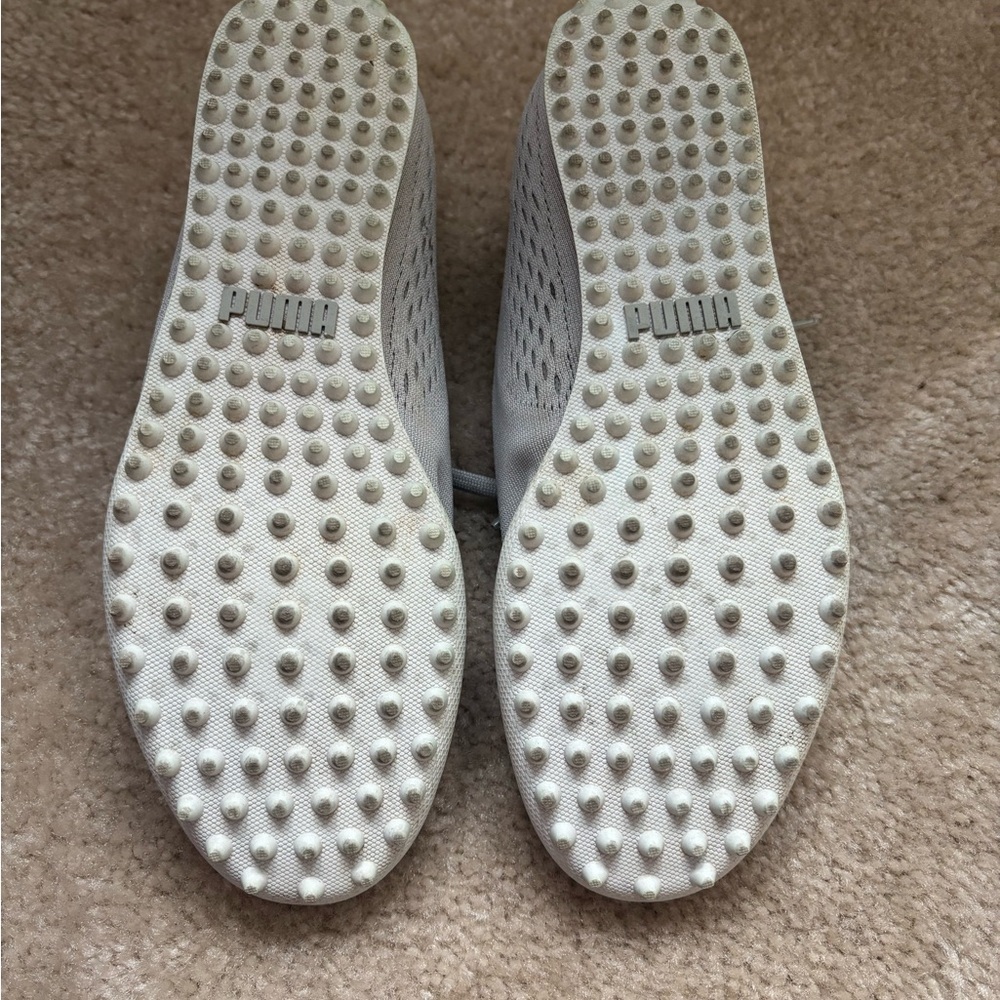EUC Women’s Puma 6.5 Gray/White Golf Sneaker - Picture 5 of 7